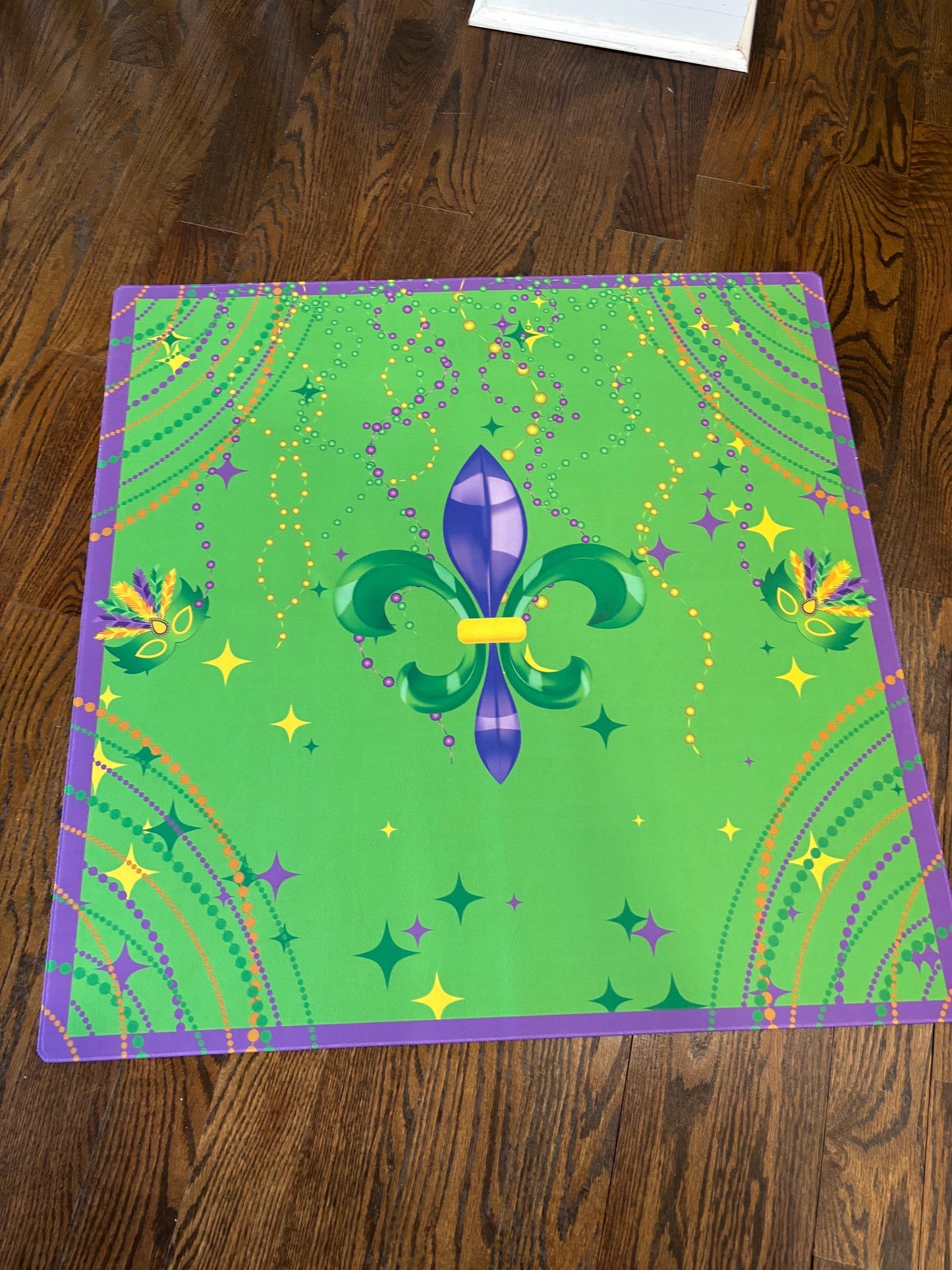 Mardi Gras Celebration Mahjong Mat Tabletop (31.5-inch)