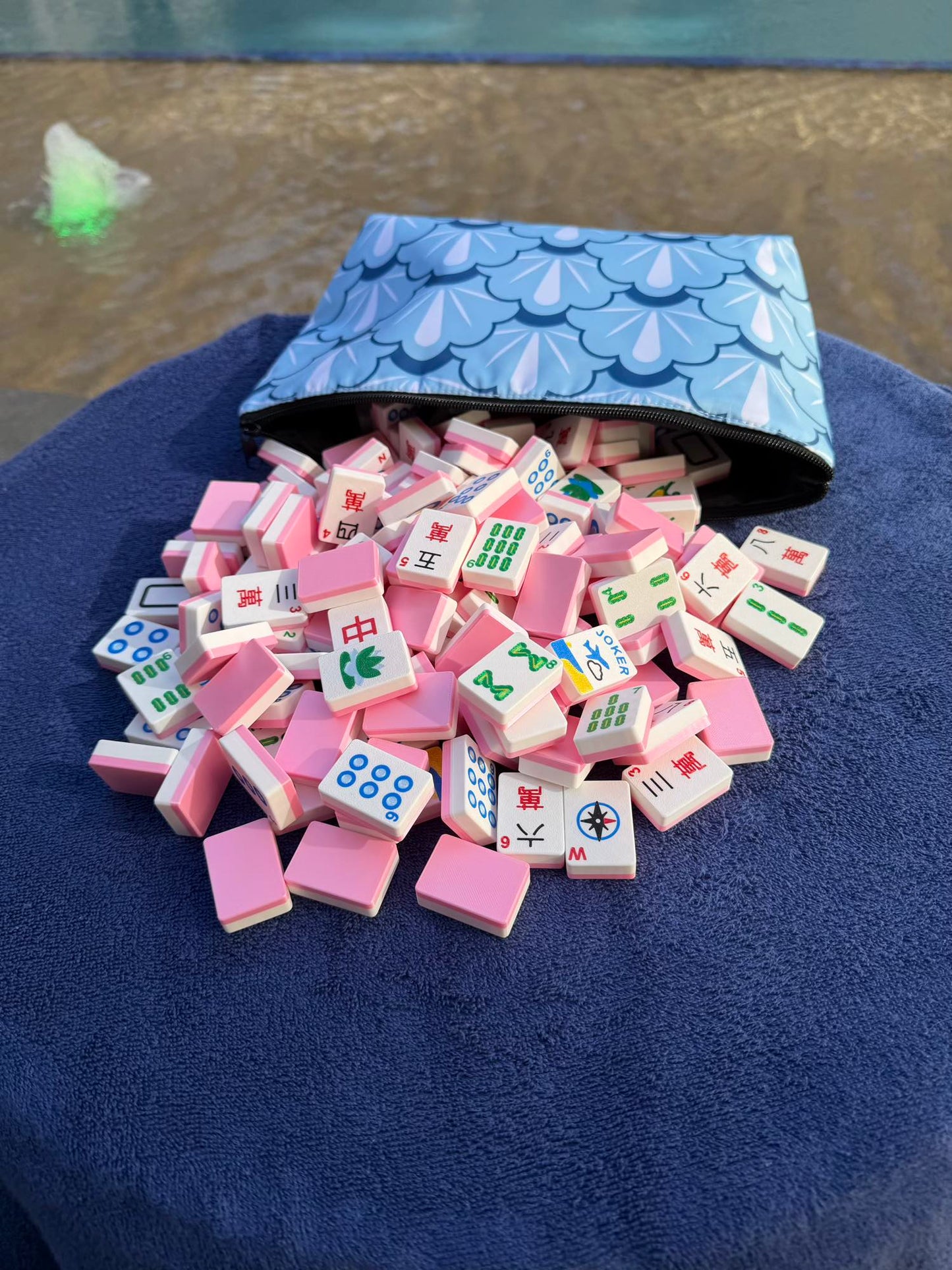 Travel Mahjong Tiles - Compass