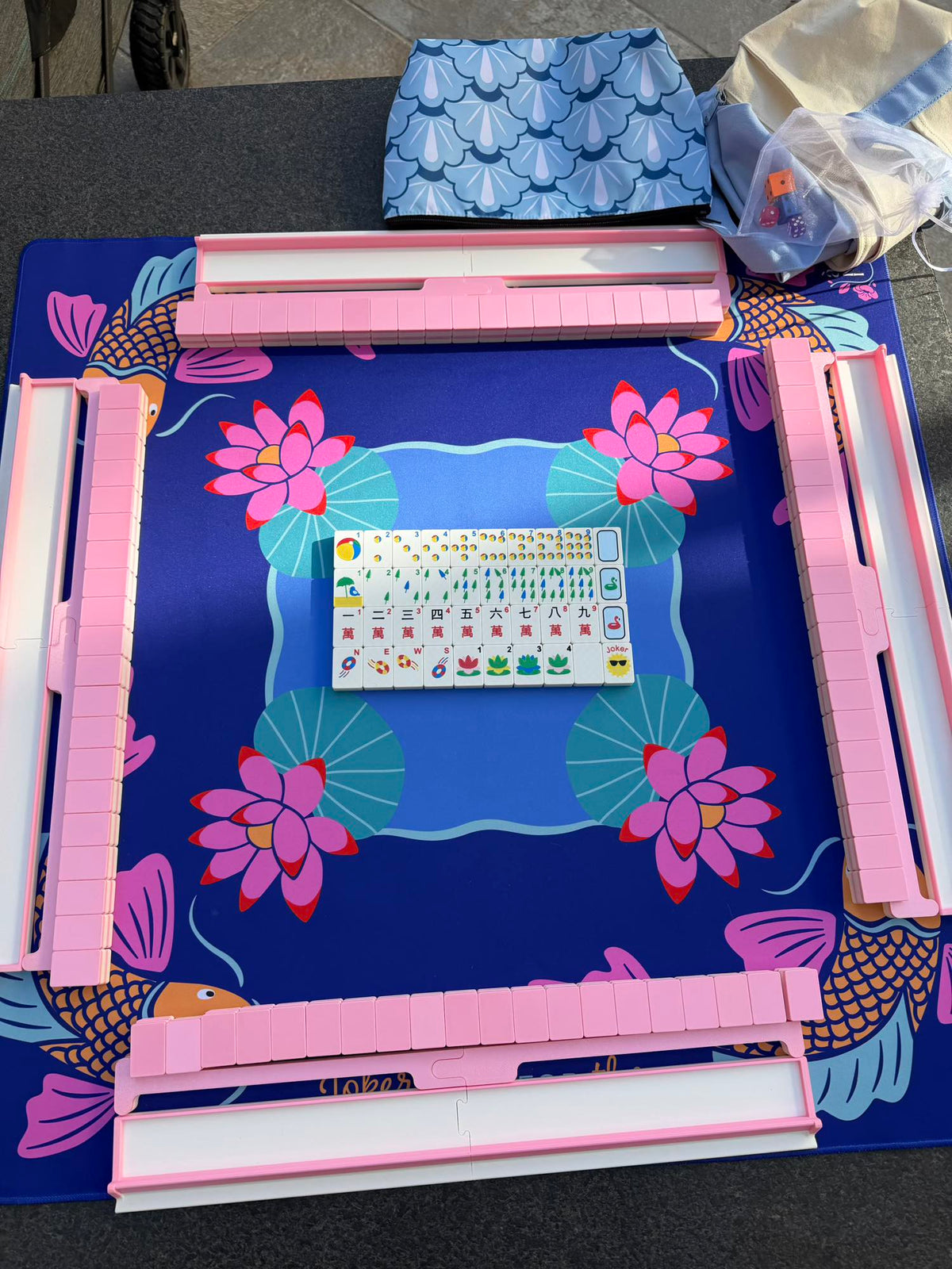 Travel Mahjong Tiles - Compass