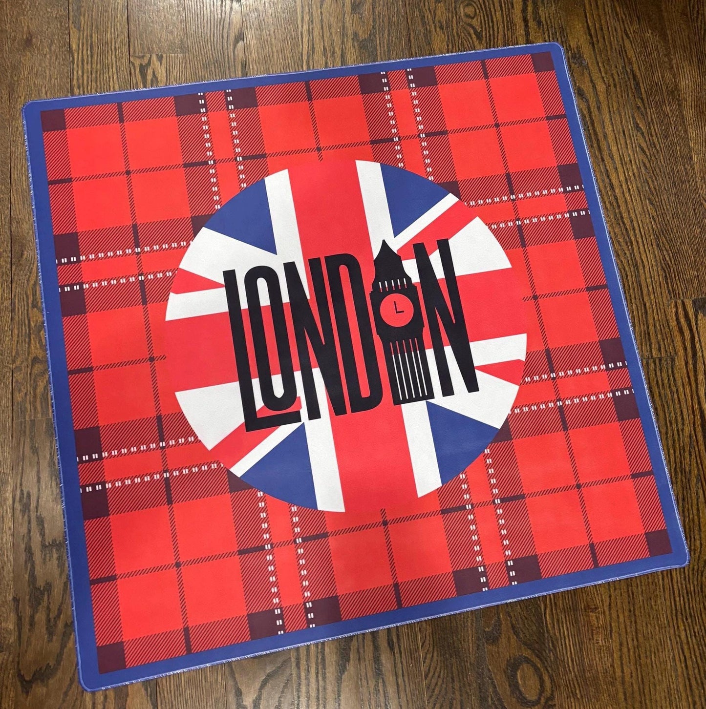 London Calling Mahjong Mat: Mahj Game Tabletop (31.5-inch)