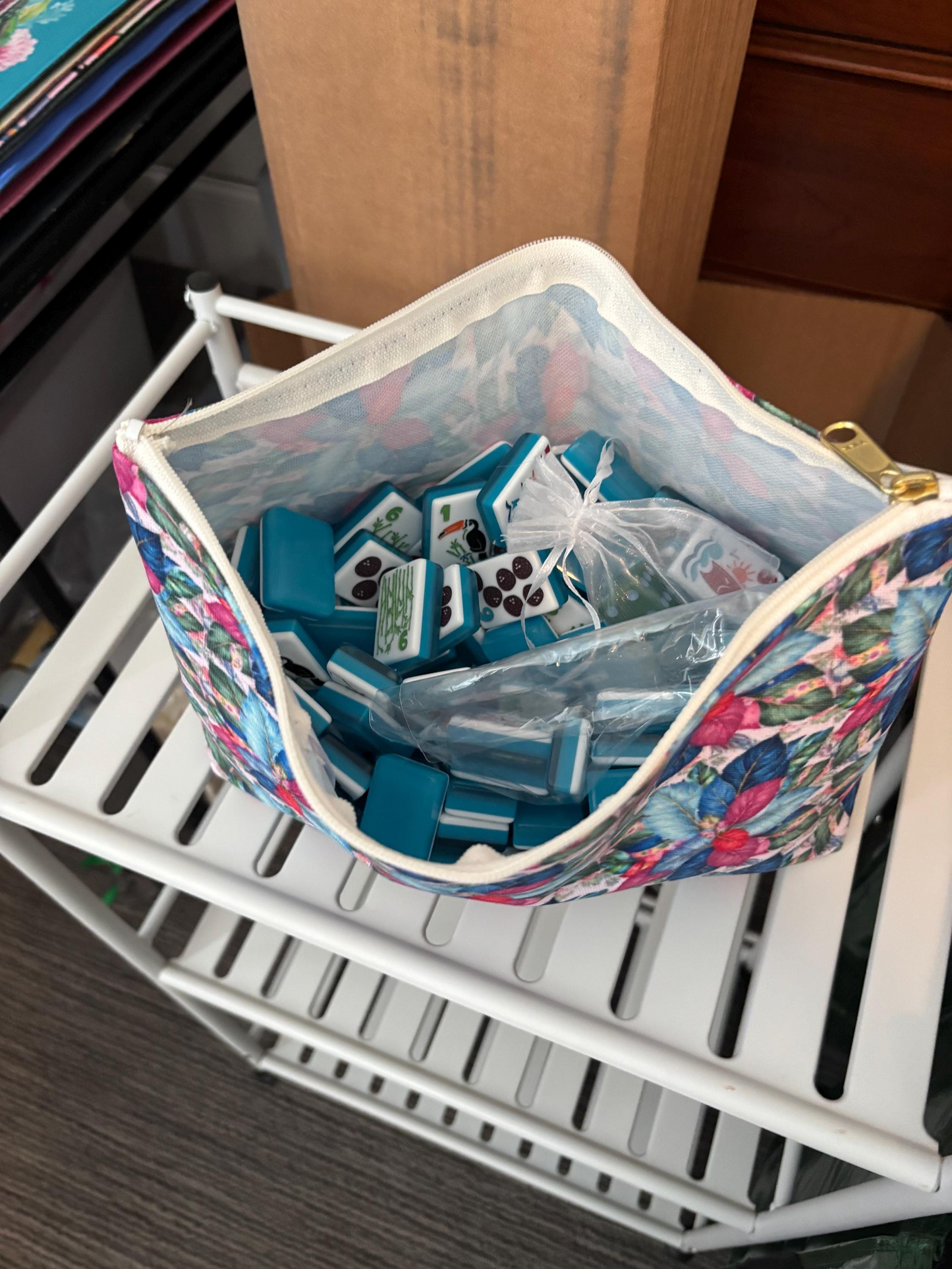 Tobacco Leaves Chinoiserie Mahjong Tile Bag Accessory Pouch